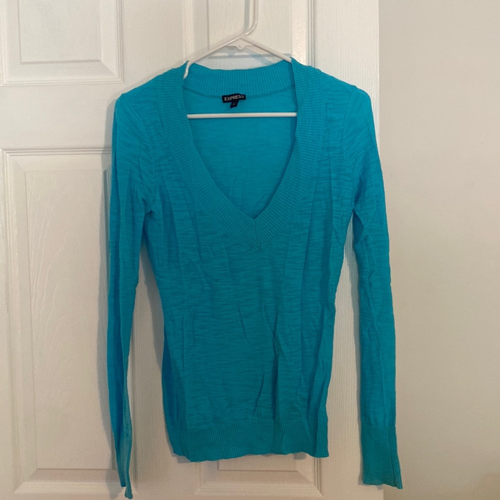 Express blue v-neck long-sleeved light weight, size small